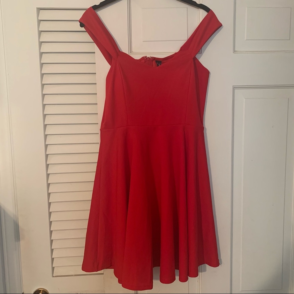 Windsor Homecoming dress